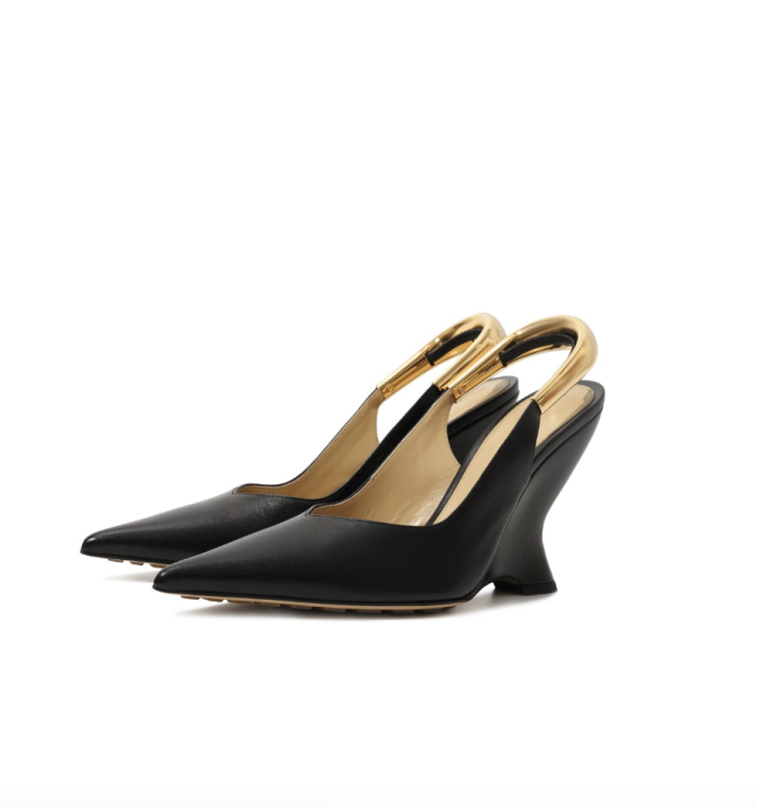 Bottega Veneta, ДЛТ, 224 000 руб.