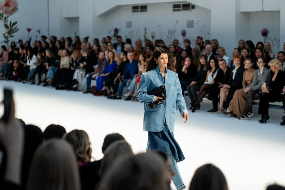 Показ DLT Fashion Show