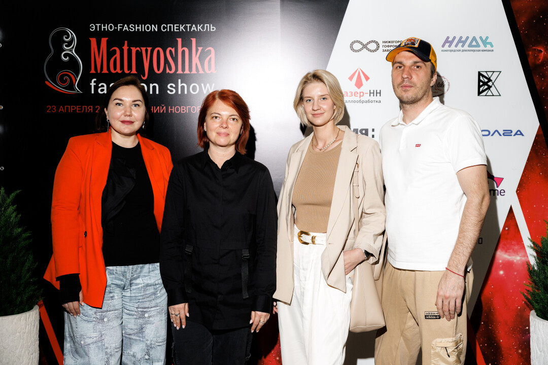 Юлия Зудилина, Илона Лапшина, Яна Аверьянова, Александр Тустановский