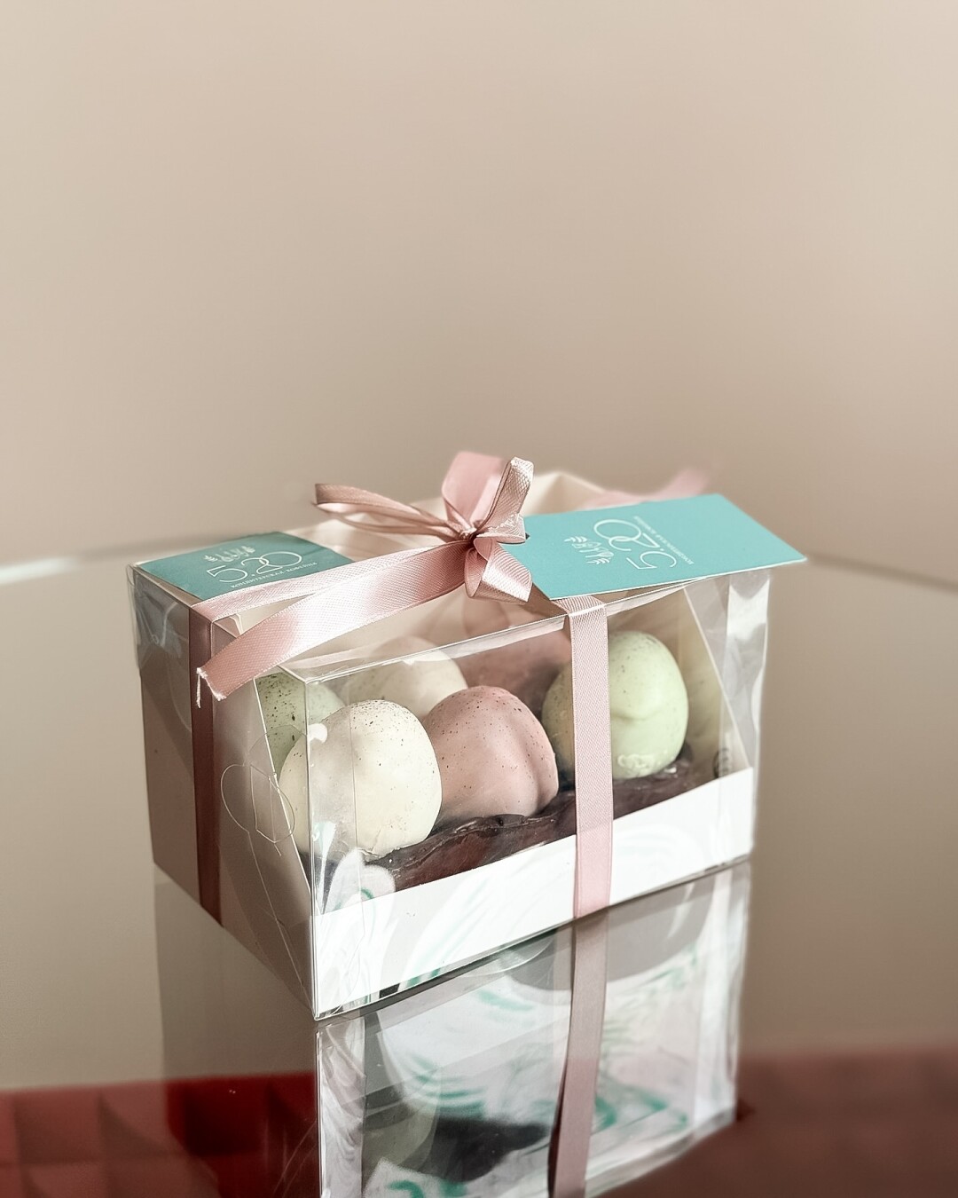 Бокс из пасхальных яиц в «5.20»