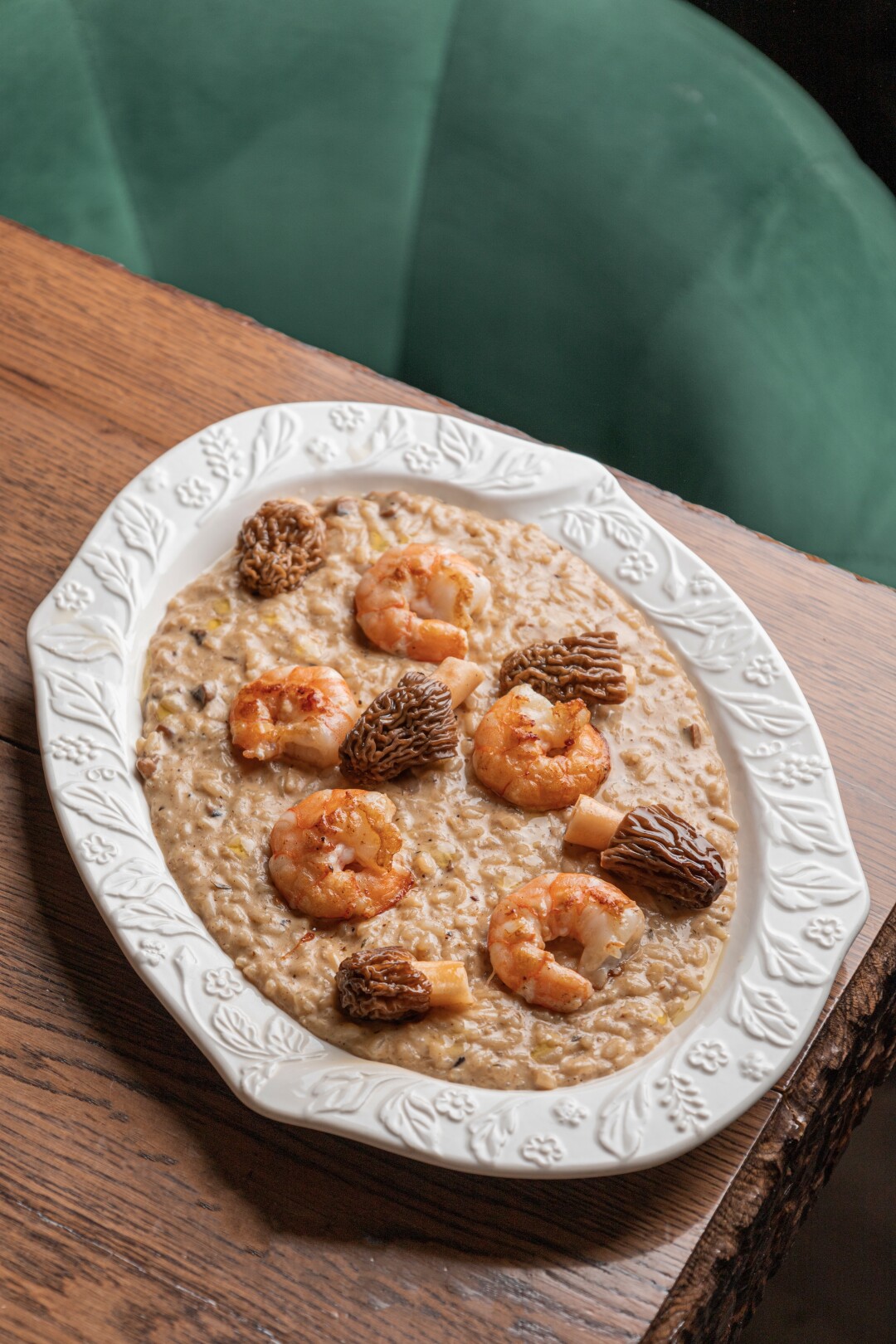 Ризотто со сморчками, трюфелем и имбирными креветками в Belka