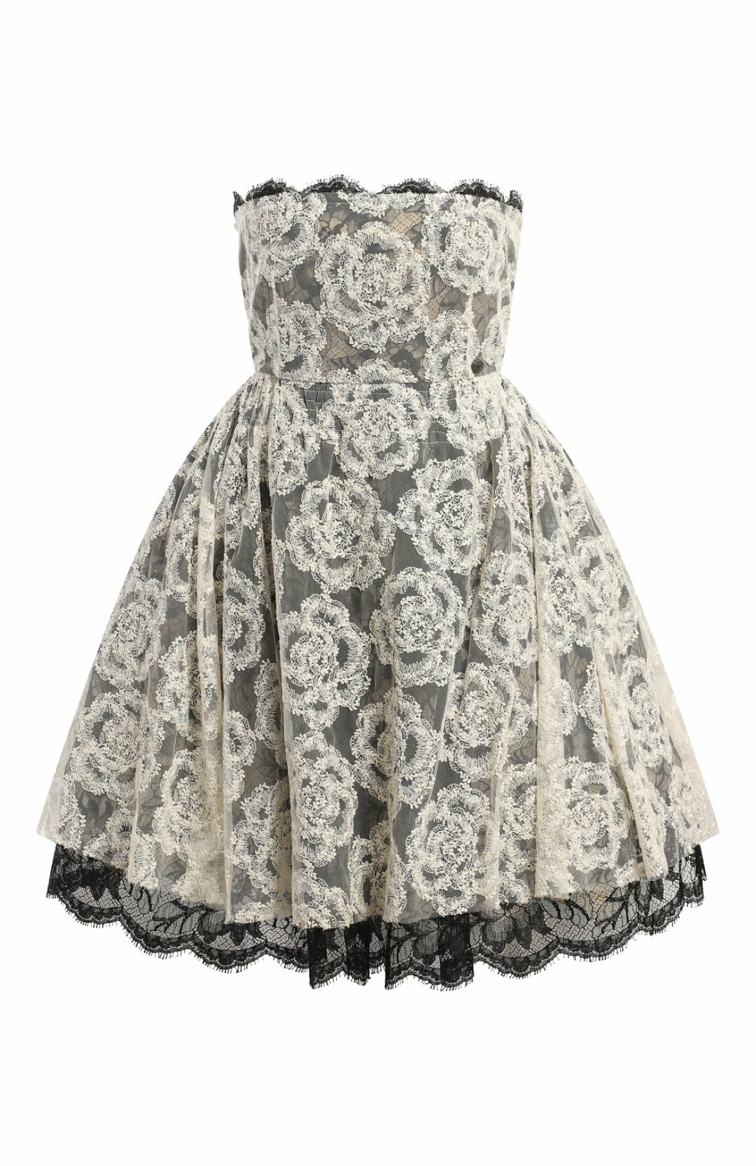 Chanel, TSUM Collect, 620 000 руб.