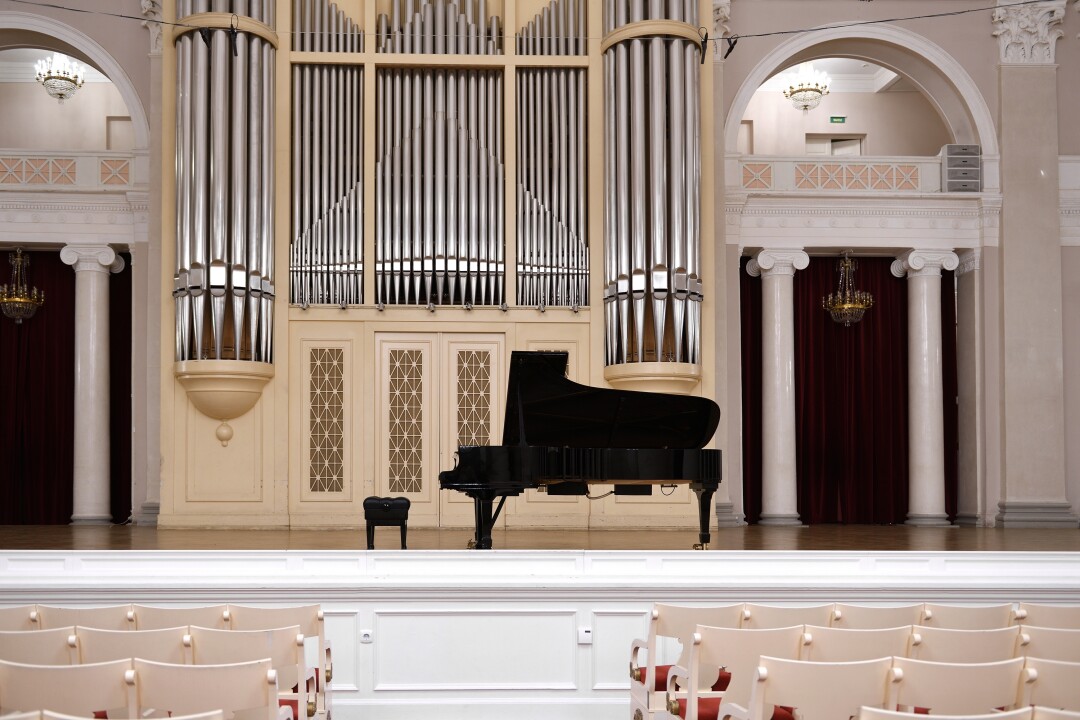 Большой зал филармонии