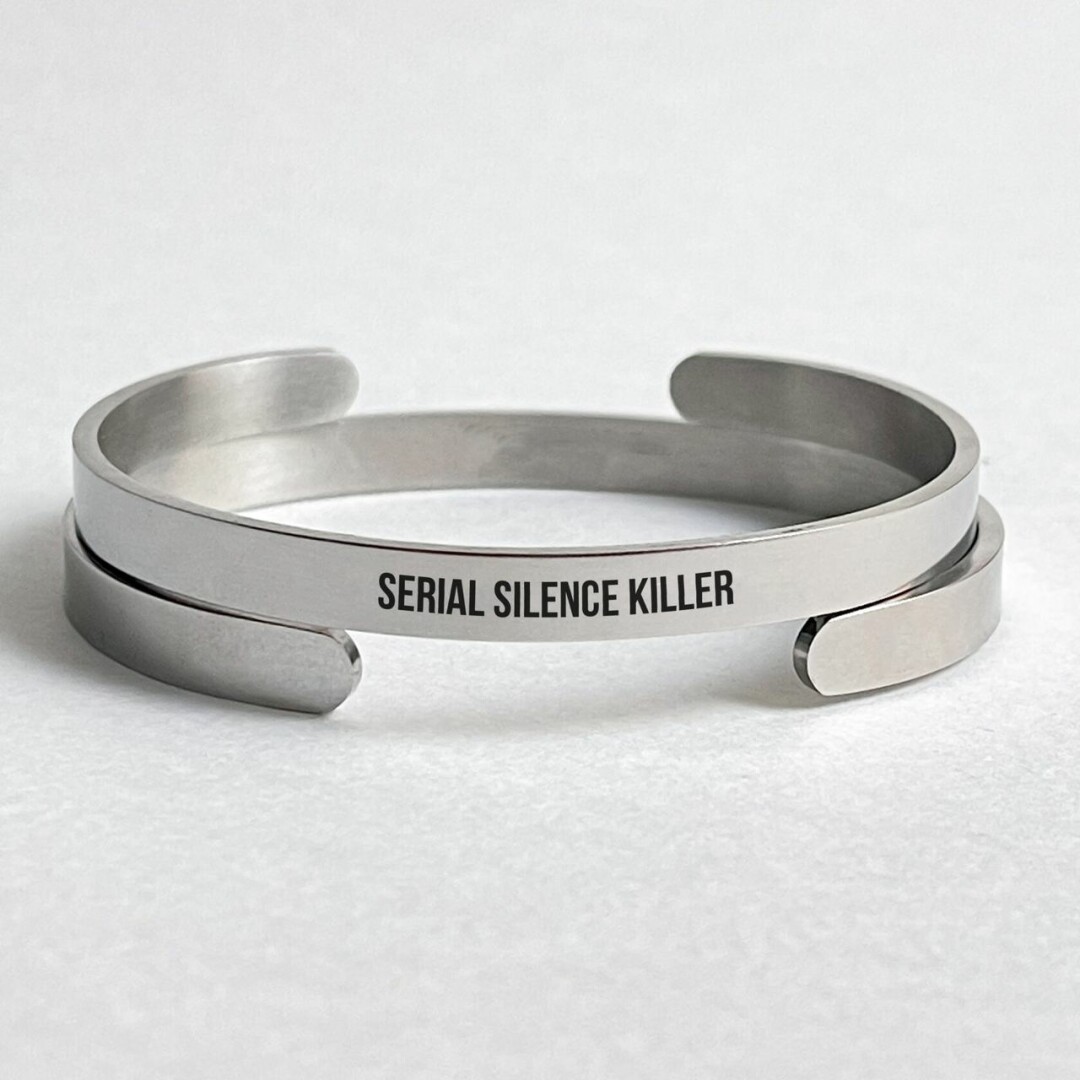 Браслет «Нате, носите» x Саша Сулим, 3 800 руб.