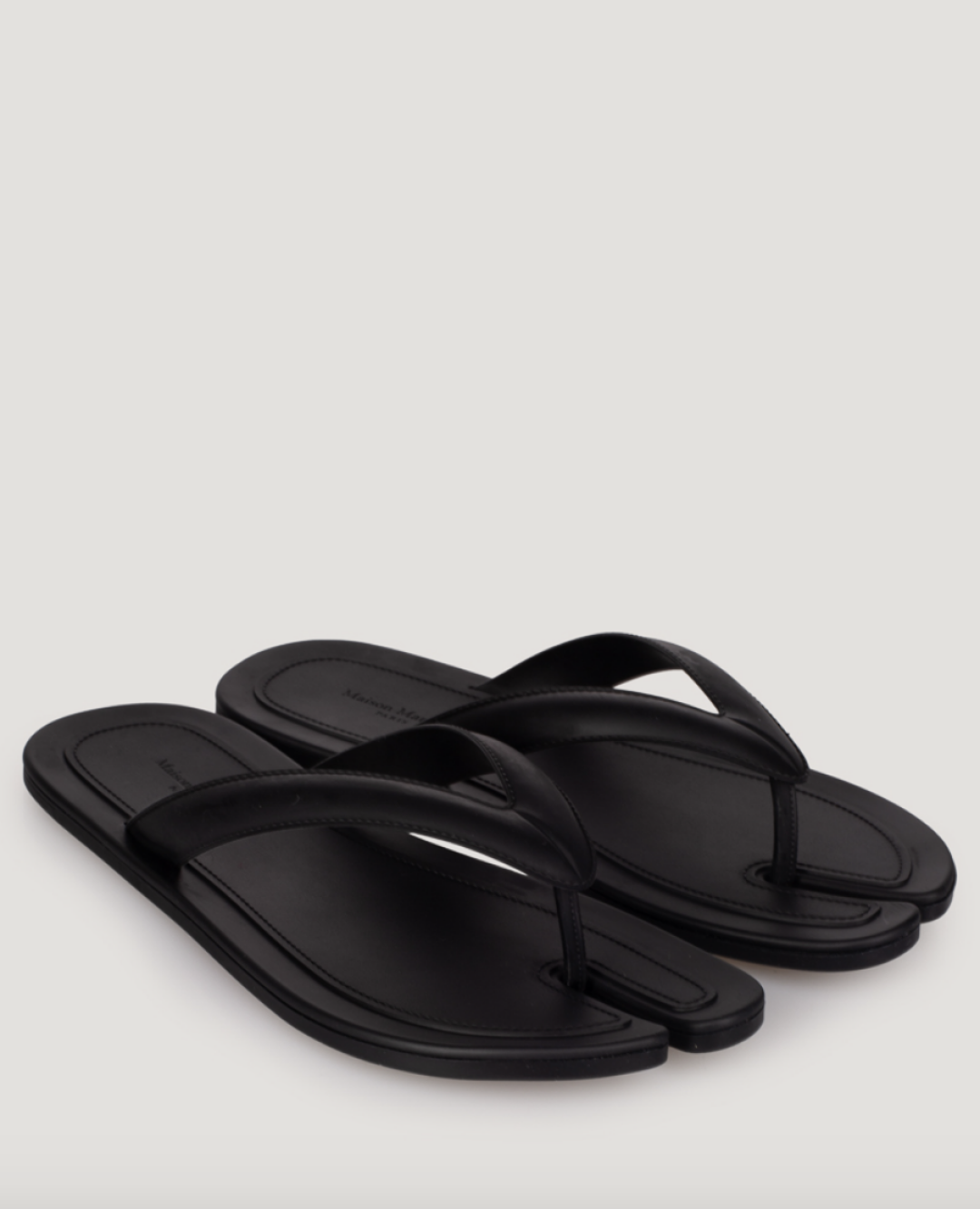 Maison Margiela, DayNight, 46 530 руб.