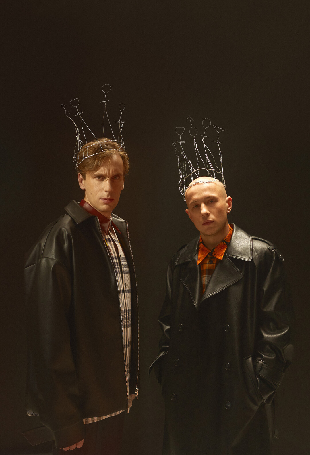 Управляющий нового бара Nola Юрий Мужичков и шеф-бармен Тарас Завальнюк обеспечивают амбьянс новоорлеанского карнавала Марди Гра в пяти минутах от