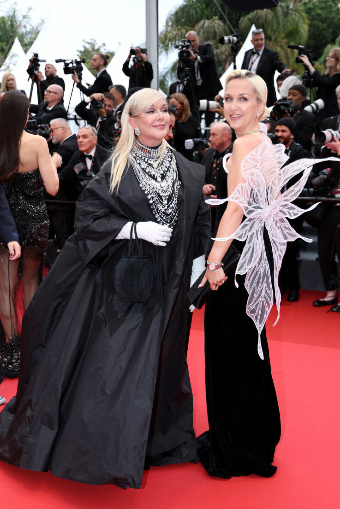 Юлия и Дарья Янины