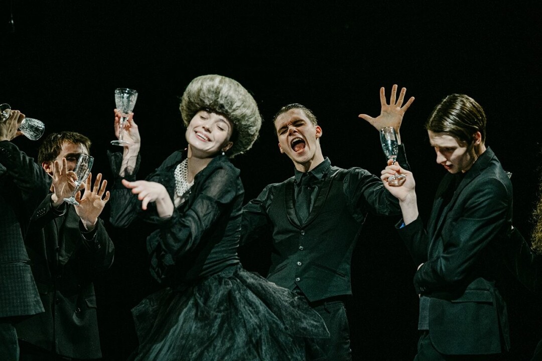 Иван Ильич и Алёша Горшок