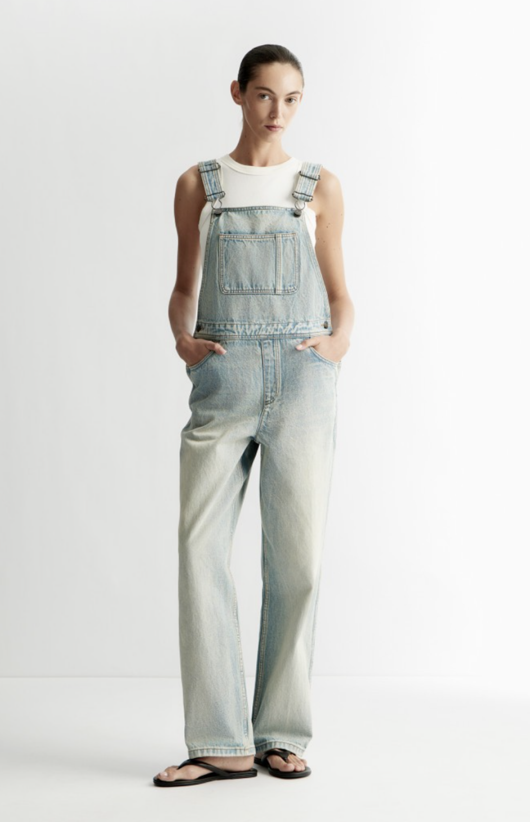 12 Storeez, 22 980 руб.