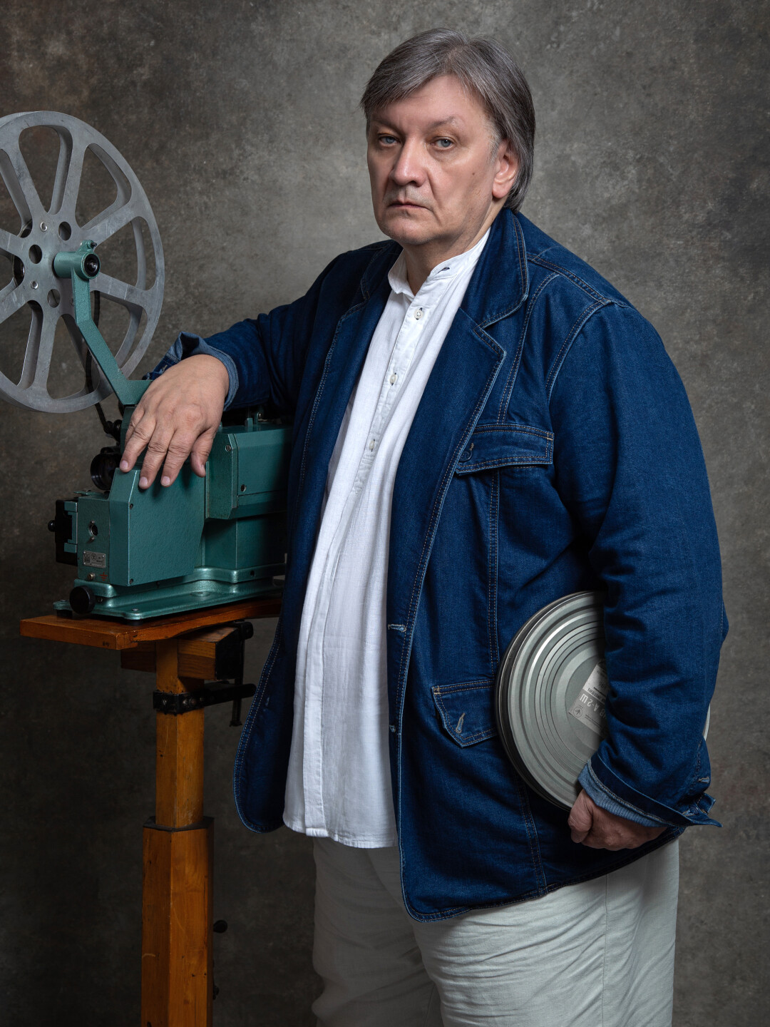 Александр Велединский Режиссер и сценарист