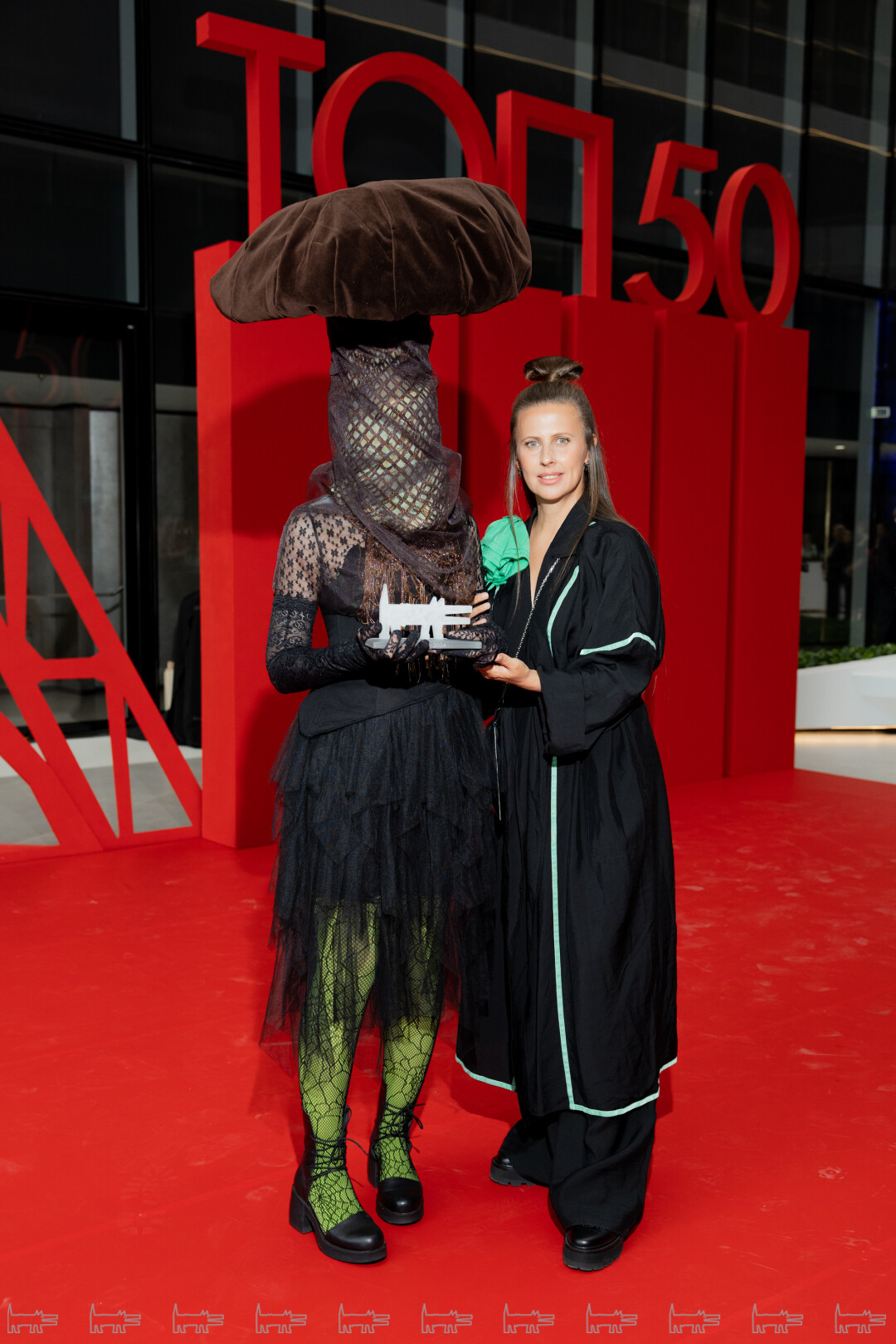 Анна Нова, Федор Хиросигэ