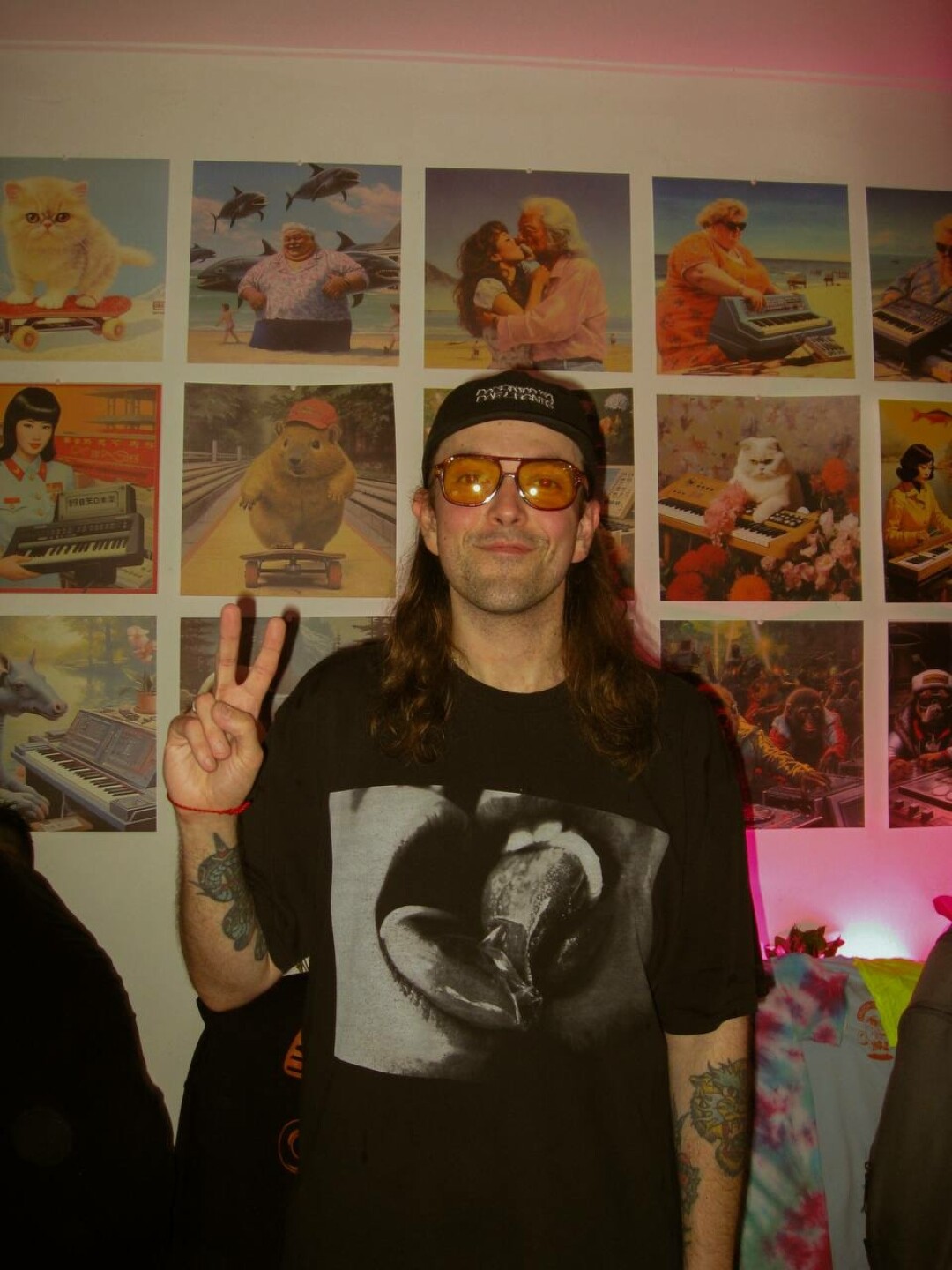 Павел Грачев на выставке Ai Da Pasha в Union Coffee