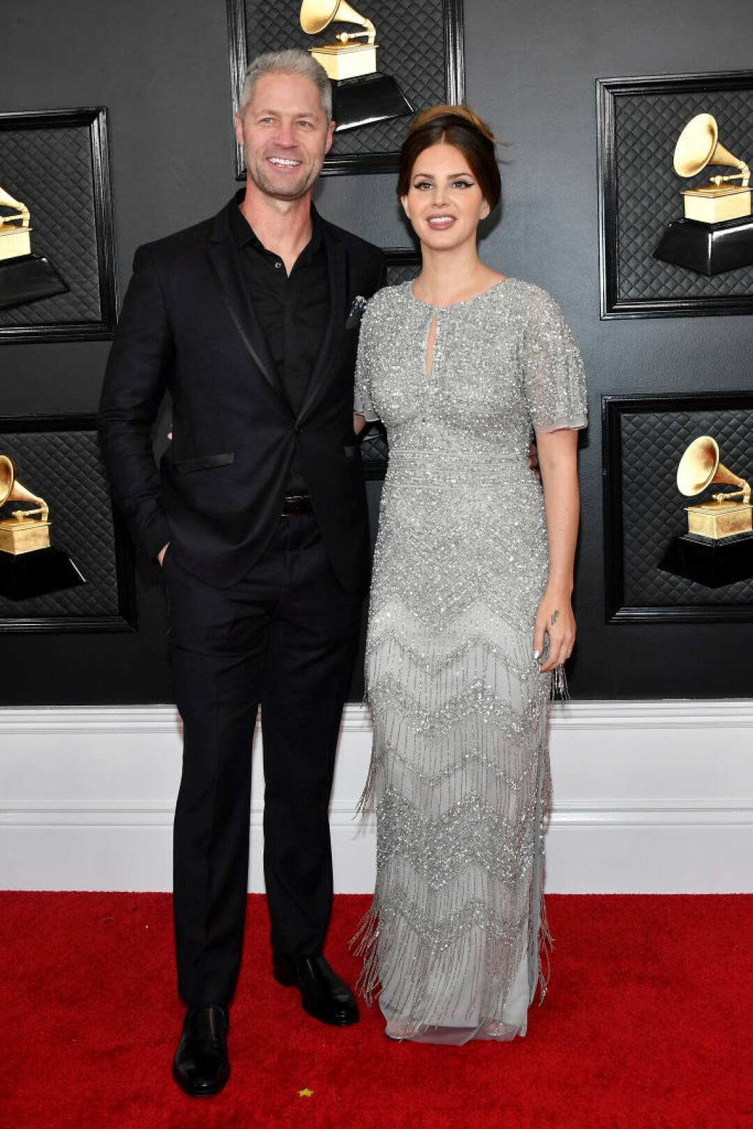 Лана Дель Рей и Шон Ларкин на церемонии вручения GRAMMY, 2020