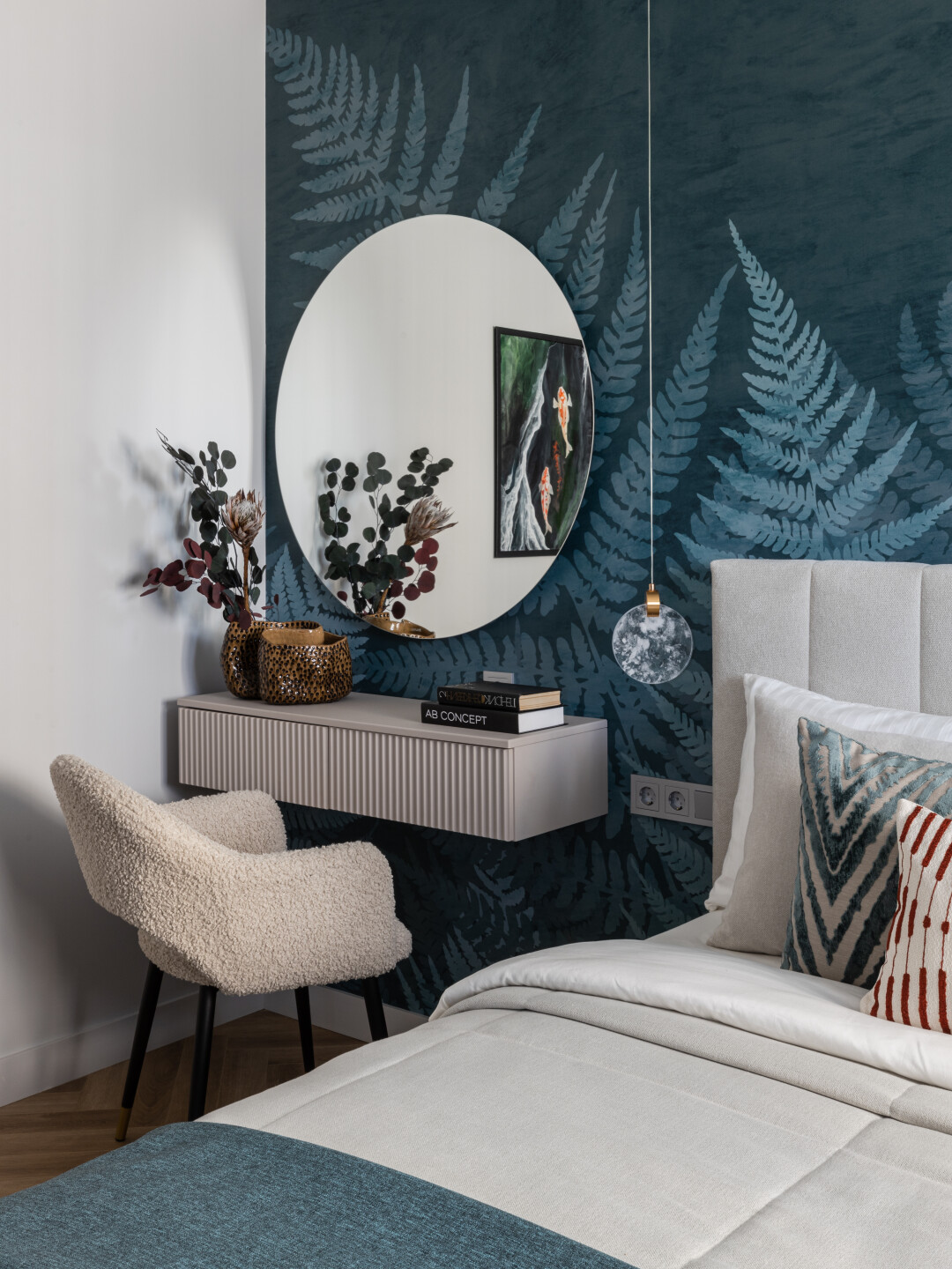 Стены — это общий фон, который должен быть нейтральным, спокойным. Здесь применили краску от салона Inside