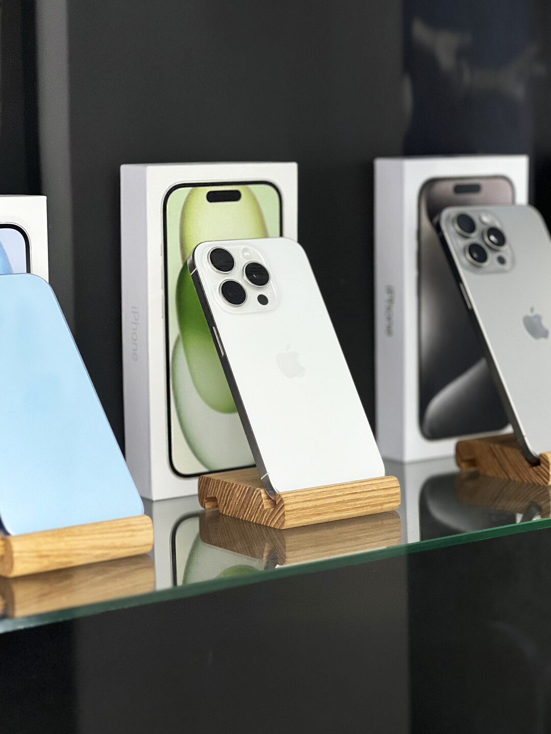 iPhone 15 Pro Max, 256GB, 106 990 рублей