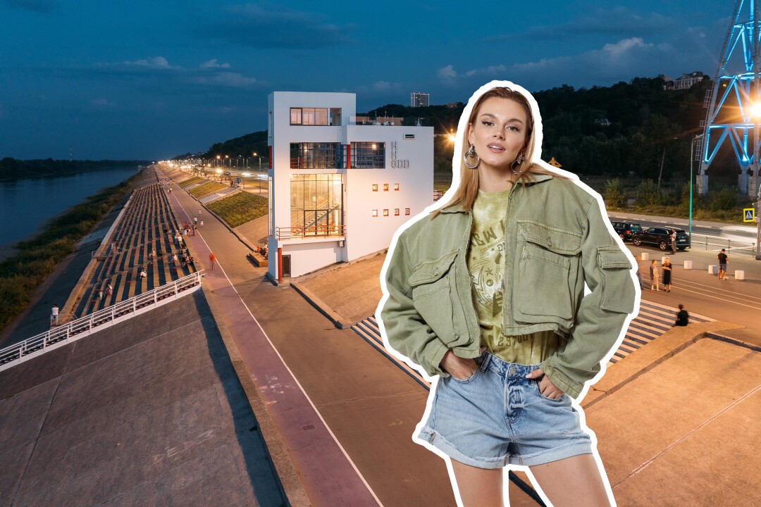 Футболка, шорты, ветровка – DUB, сапоги – Rendez-Vous