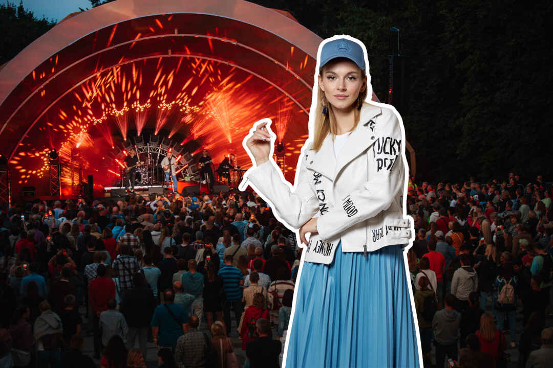 Юбка, футболка, куртка, бейсболка – Lucky Bear, кроссовки – Rendez-Vous