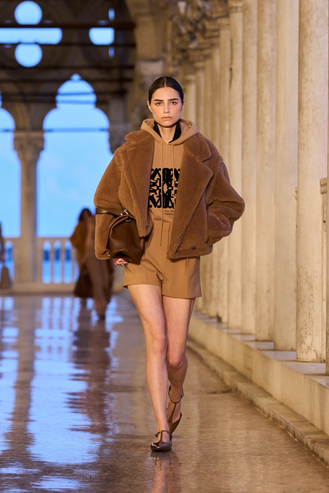 Max Mara Resort 2025