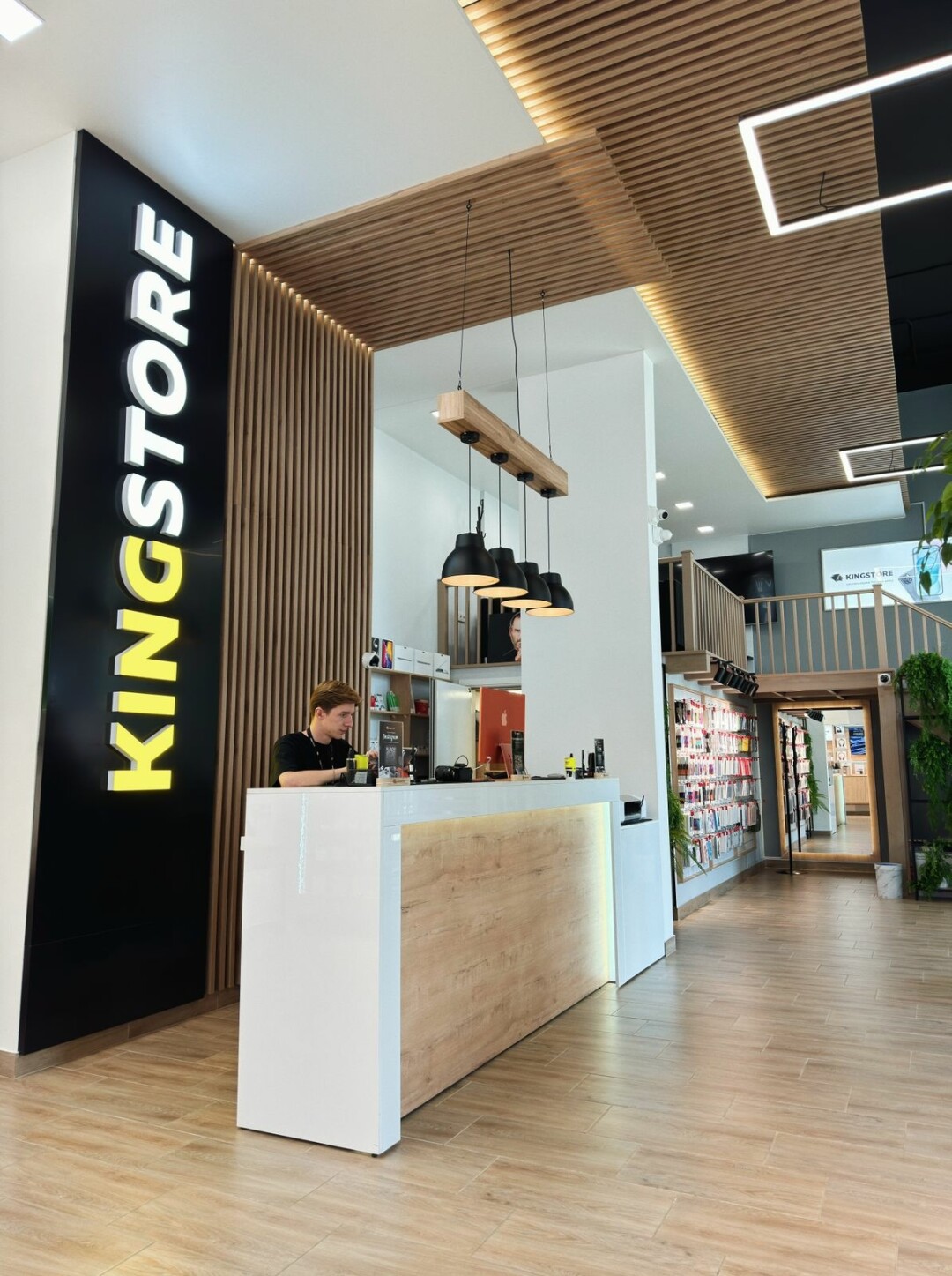 Магазин на ул. Энтузиастов, 7