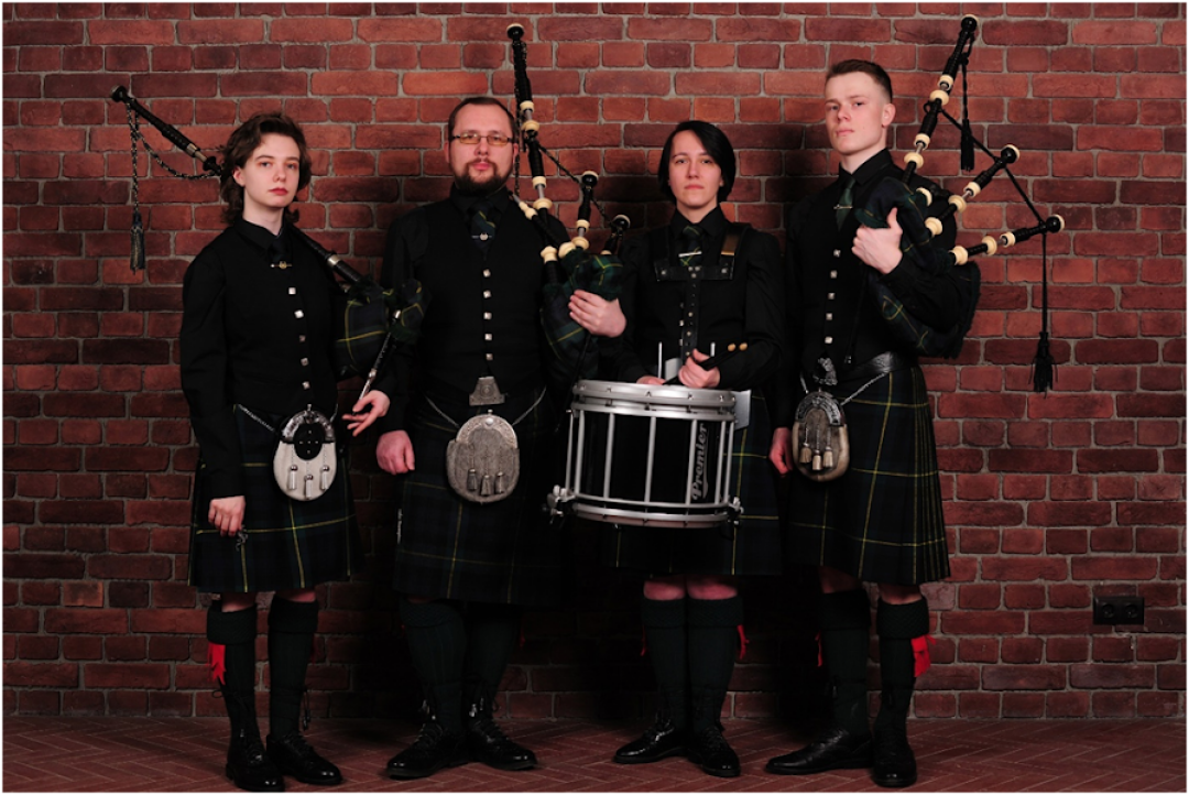 Музыкальный коллектив «Волынки и барабаны Санкт-Петербурга»