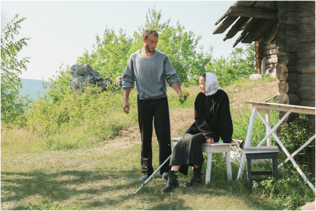 Спектакль «Ближние»