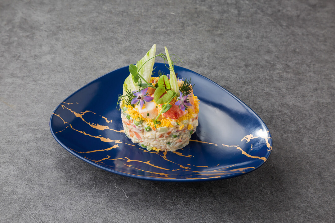 Салат оливье с камчатским крабом