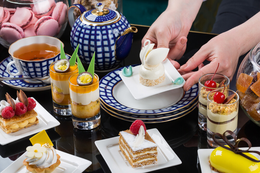 К послеобеденному чаю в «Ротонде» можно заказать десерты