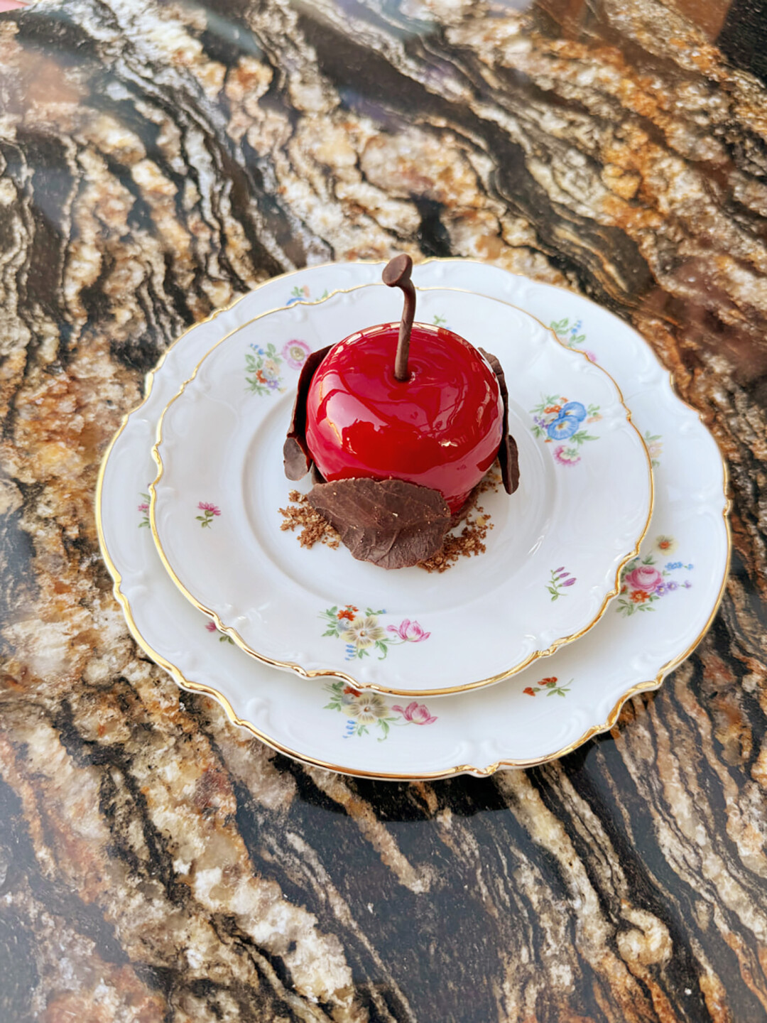 Образцово-показательные десерты шеф-кондитера Натальи Кононовой.