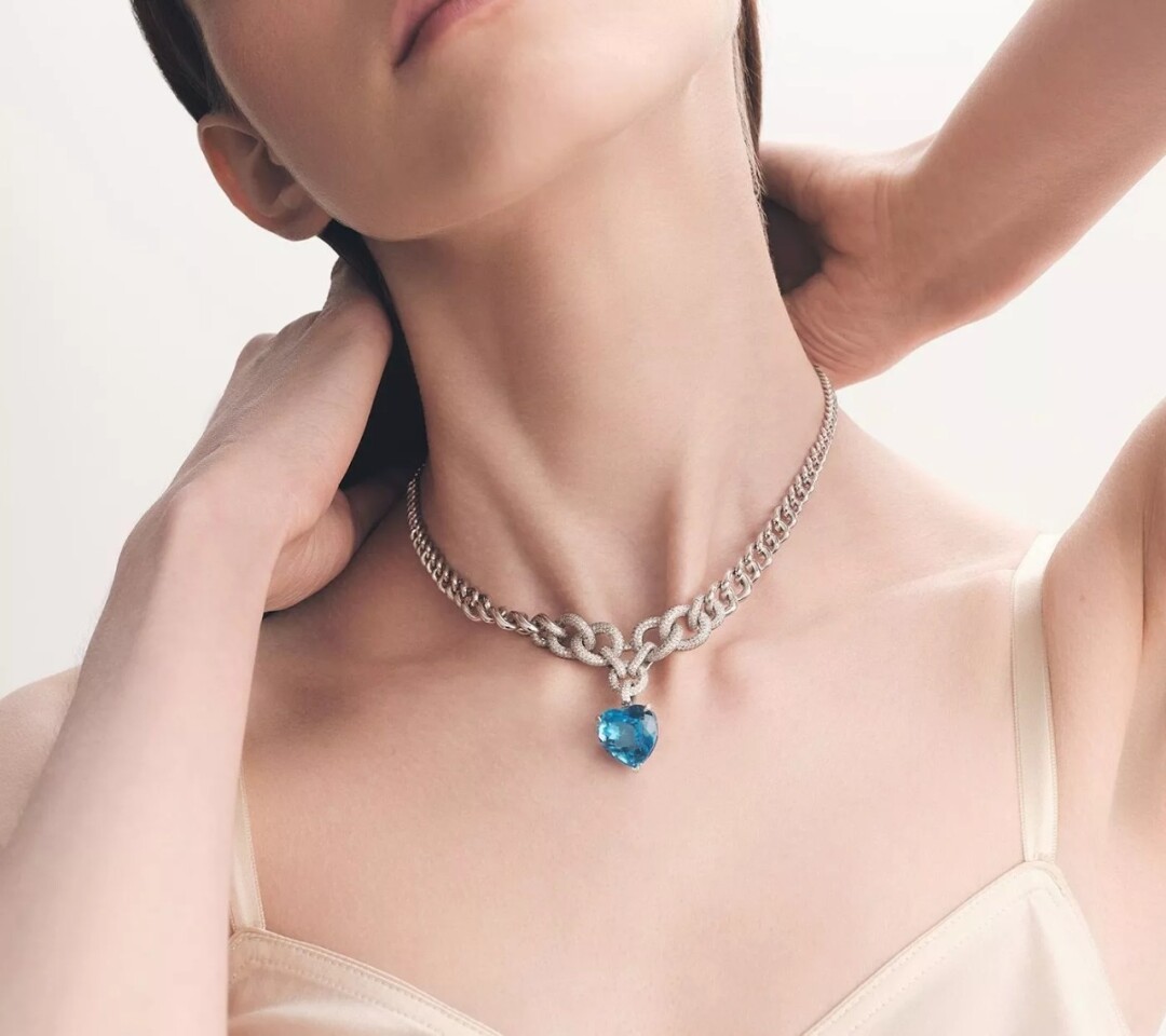 Nude Jewelry, цена по запросу