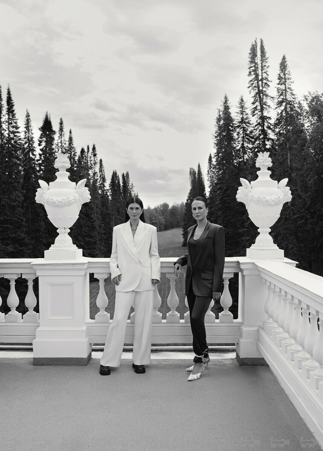 Ольга Профатило (справа)