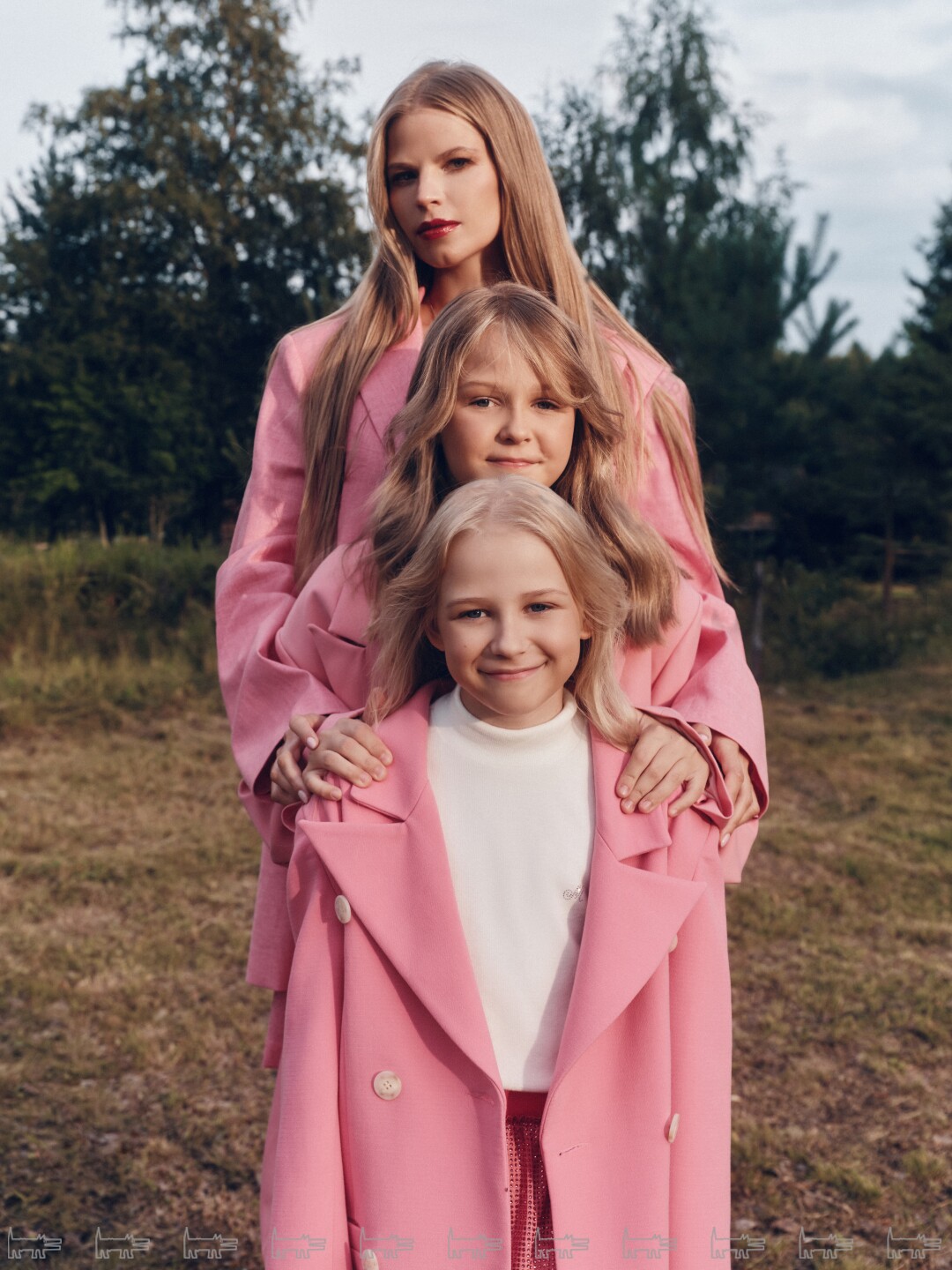 В прошлом августе мы отправились со всей семьей Быковых на съемки в их экоотель в Карелии