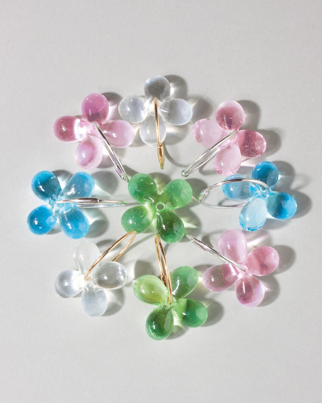 Hoop Glass Flower Clear, Alvaar, 4 000 руб.