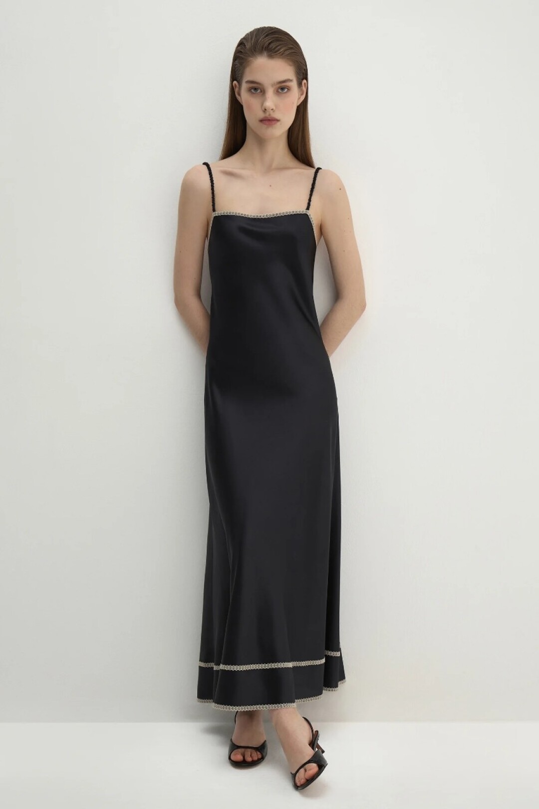 Rooth, 46 000 руб.