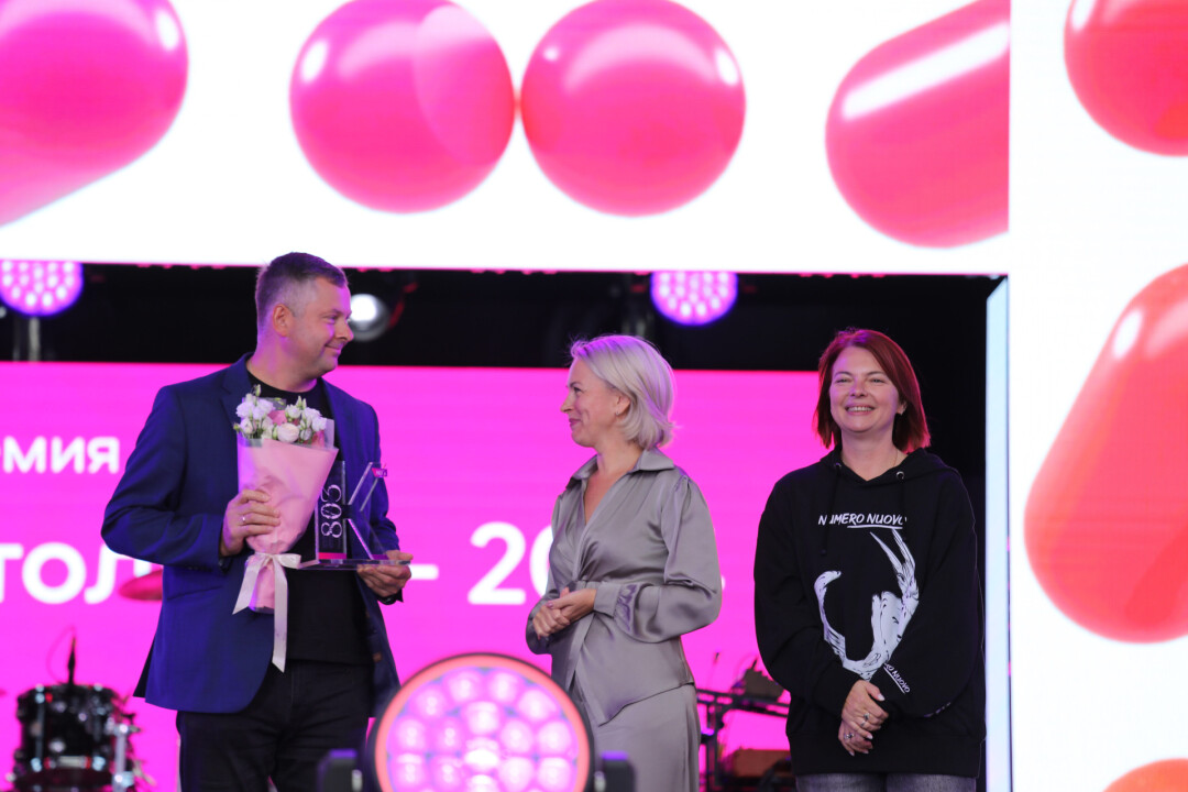 Роман Жукарин, Светлана Гуляева, Илона Лапшина