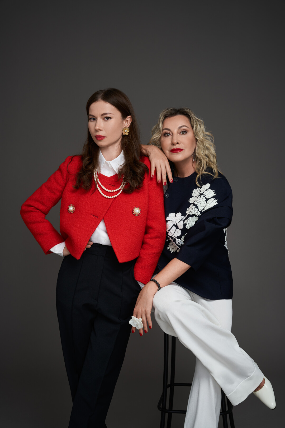 Организаторы выставки Ева Бергман и Анна Муравина