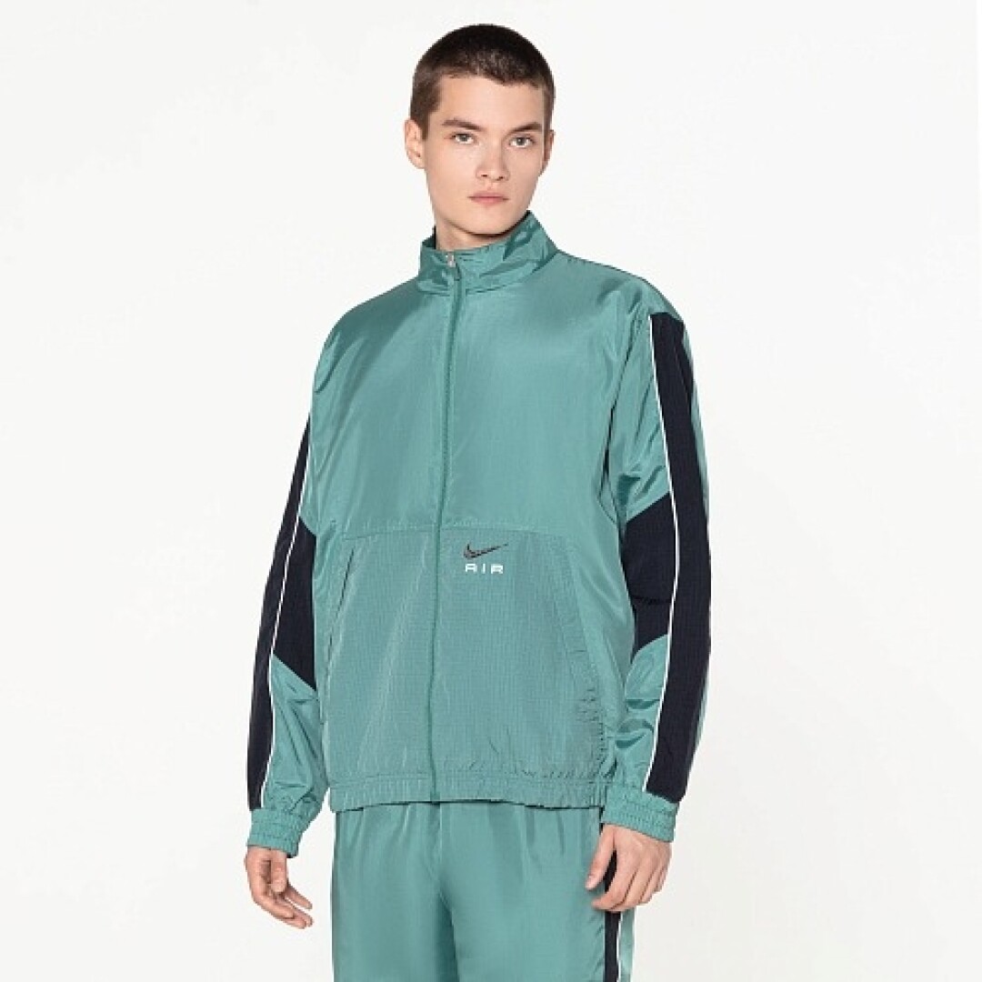 Nike, Street Beat, 14 999 руб.