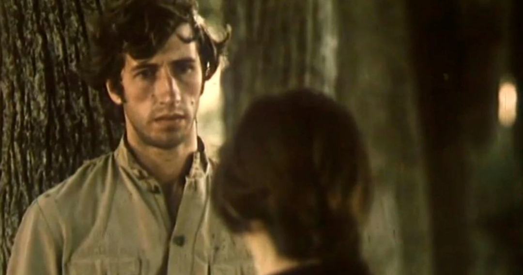 Кадр из фильма «Одинокий голос человека»