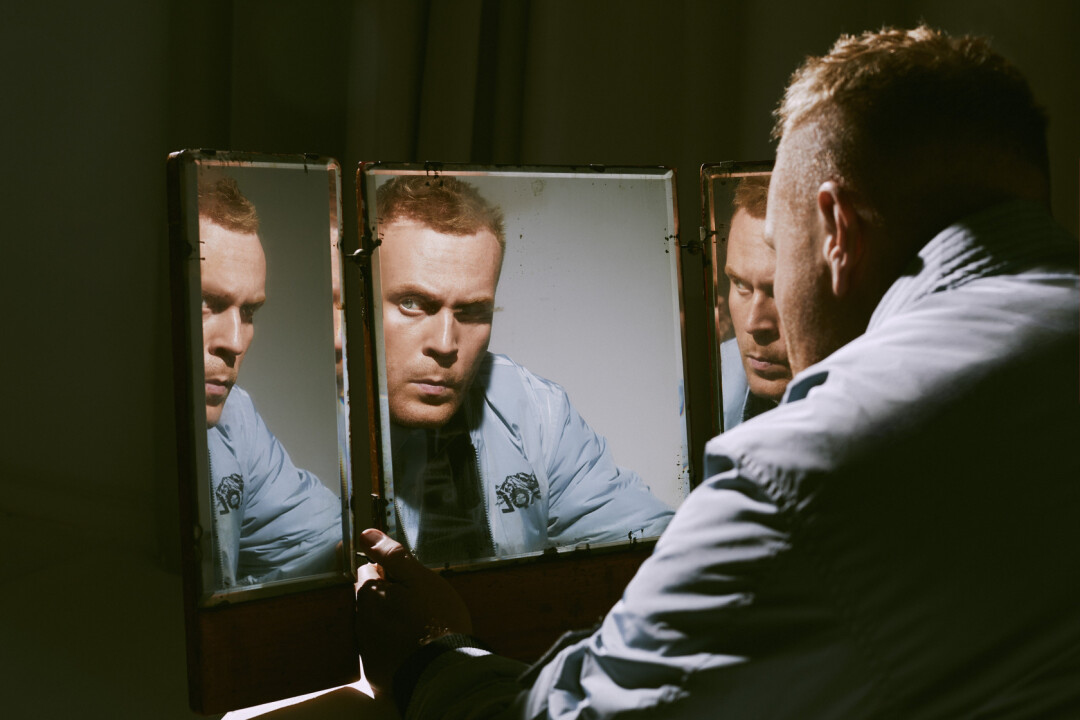 На Евгении: куртка собственного бренда Skol, свитер Mere, рубашка Ushatava