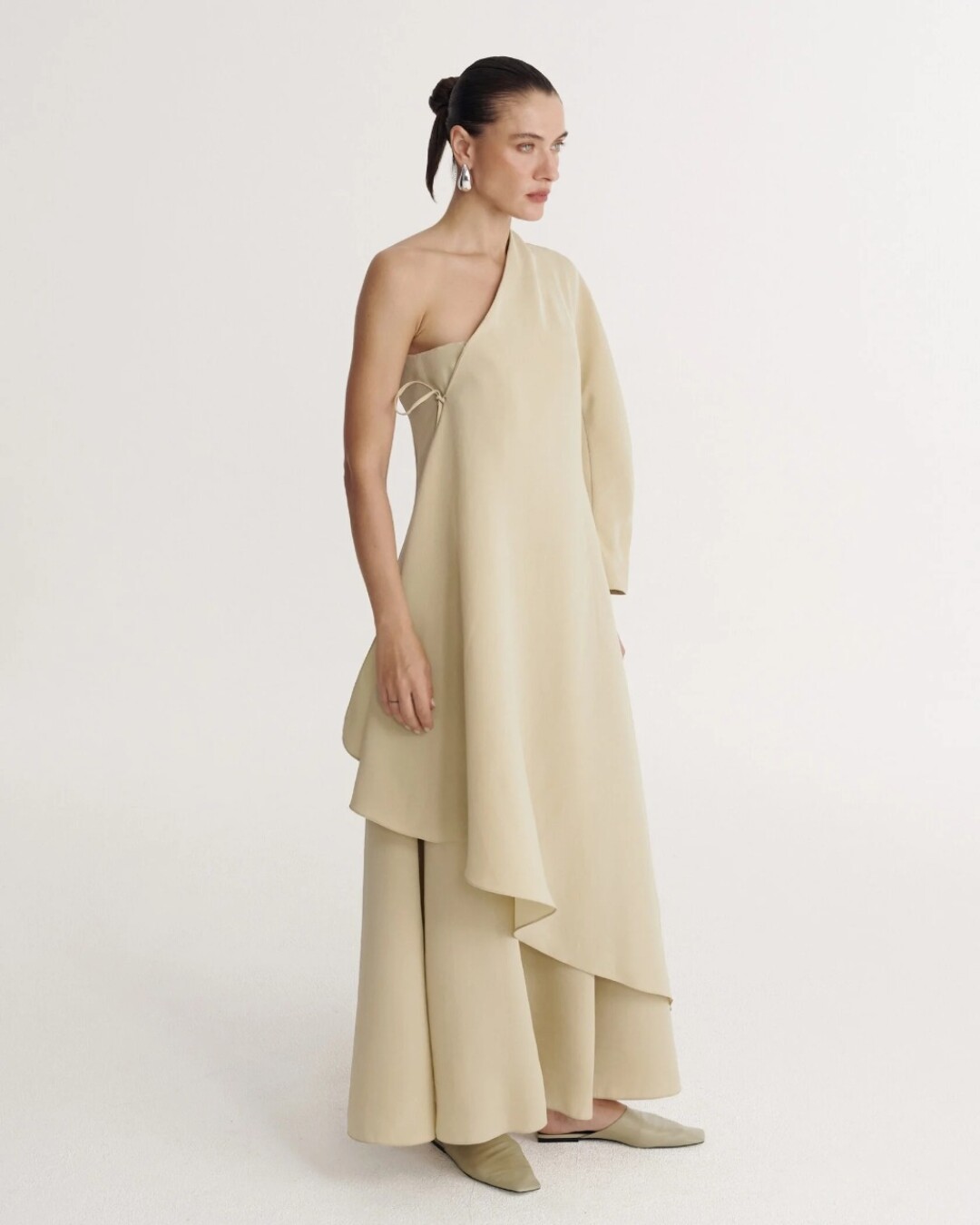 Платье My812, 85 000 руб.