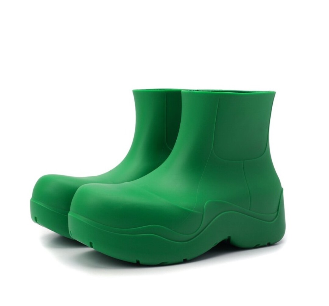 Bottega Veneta, ДЛТ, 79 950 руб.