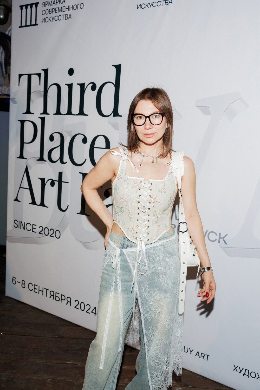 Лена Голова