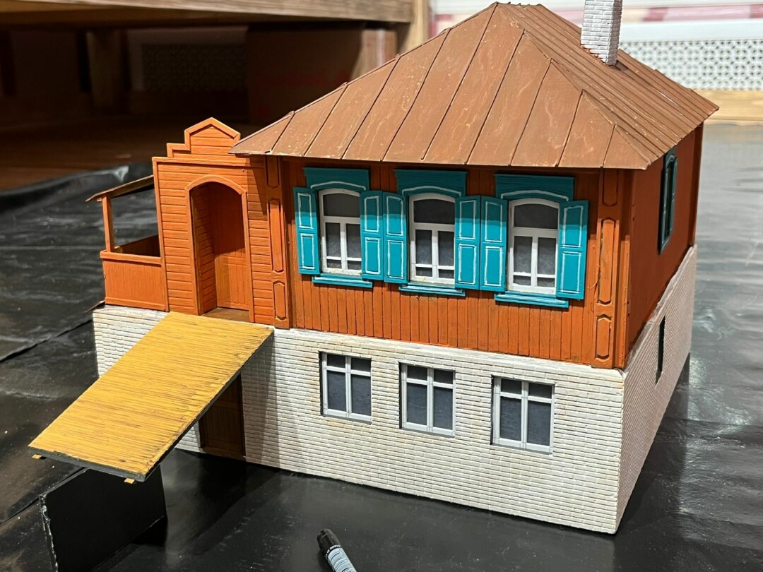 Макет дома на ул. Гоголя, 1, где Федор Шаляпин снимал комнату