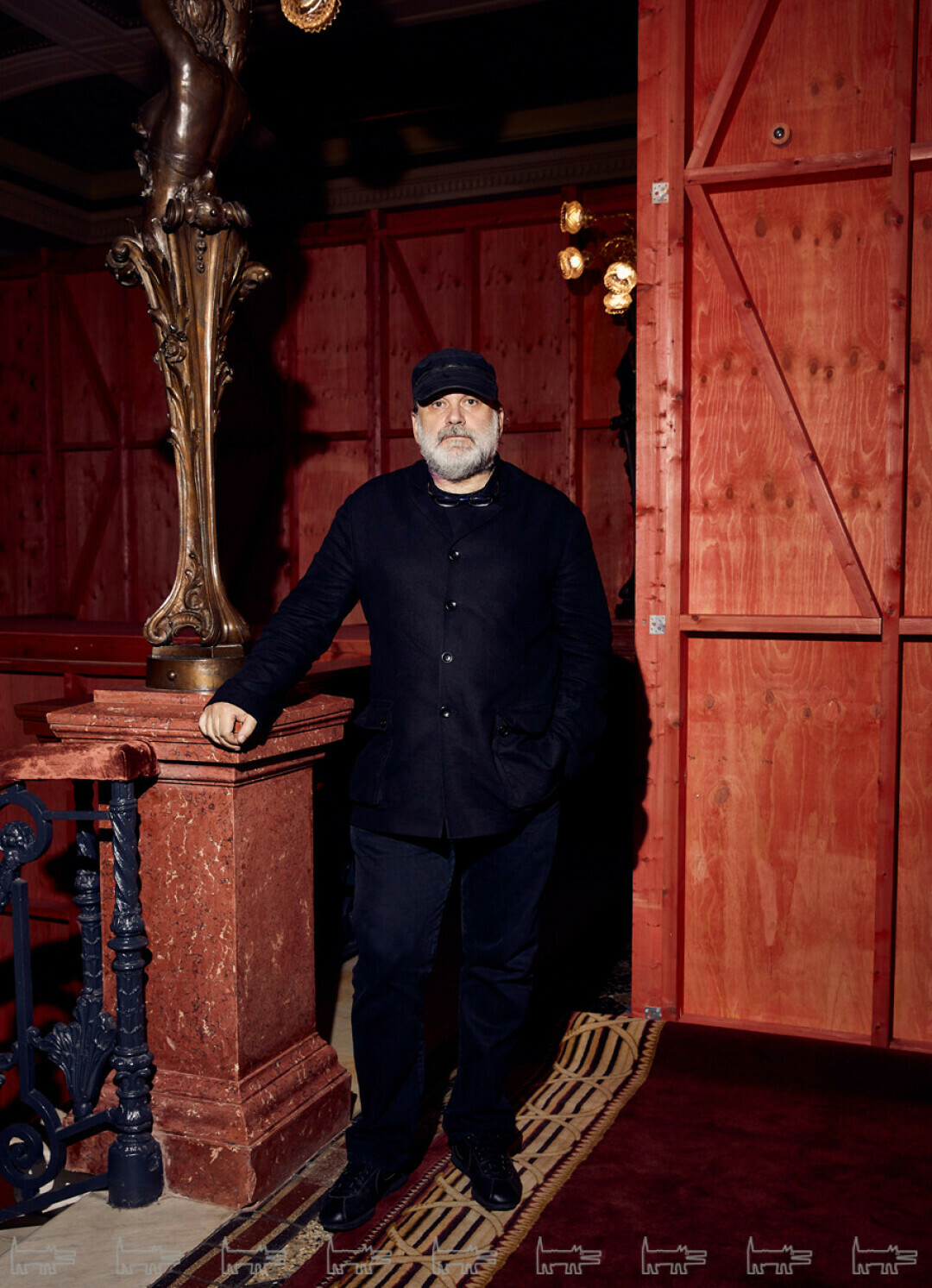 Режиссер Андрей Могучий