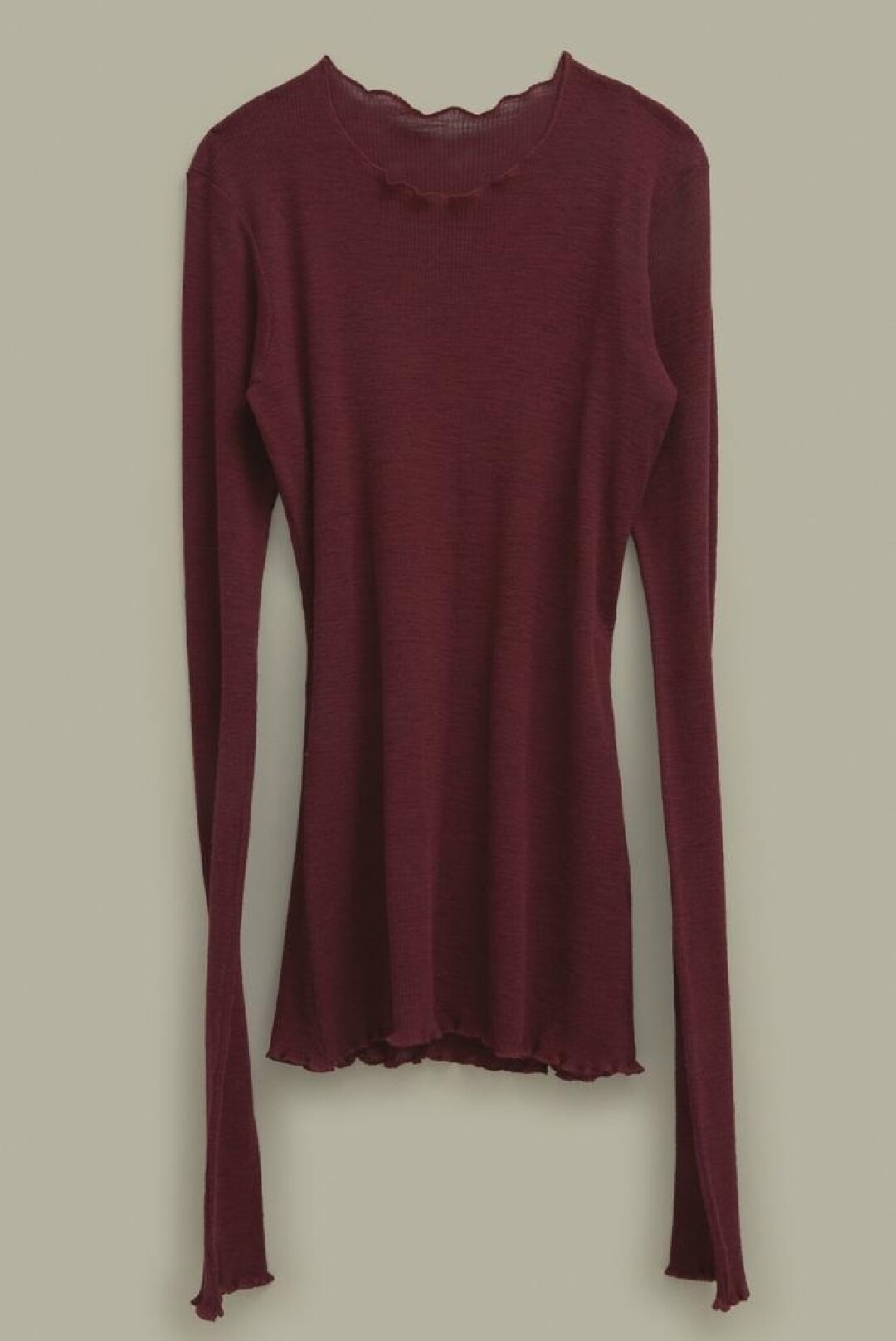 Лонгслив Corporelle, 9 000 руб.