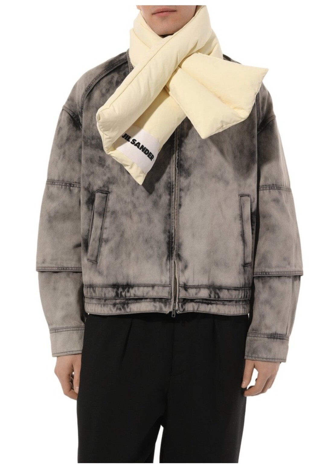 Шарф Jil Sander, ДЛТ, 47 550 руб.