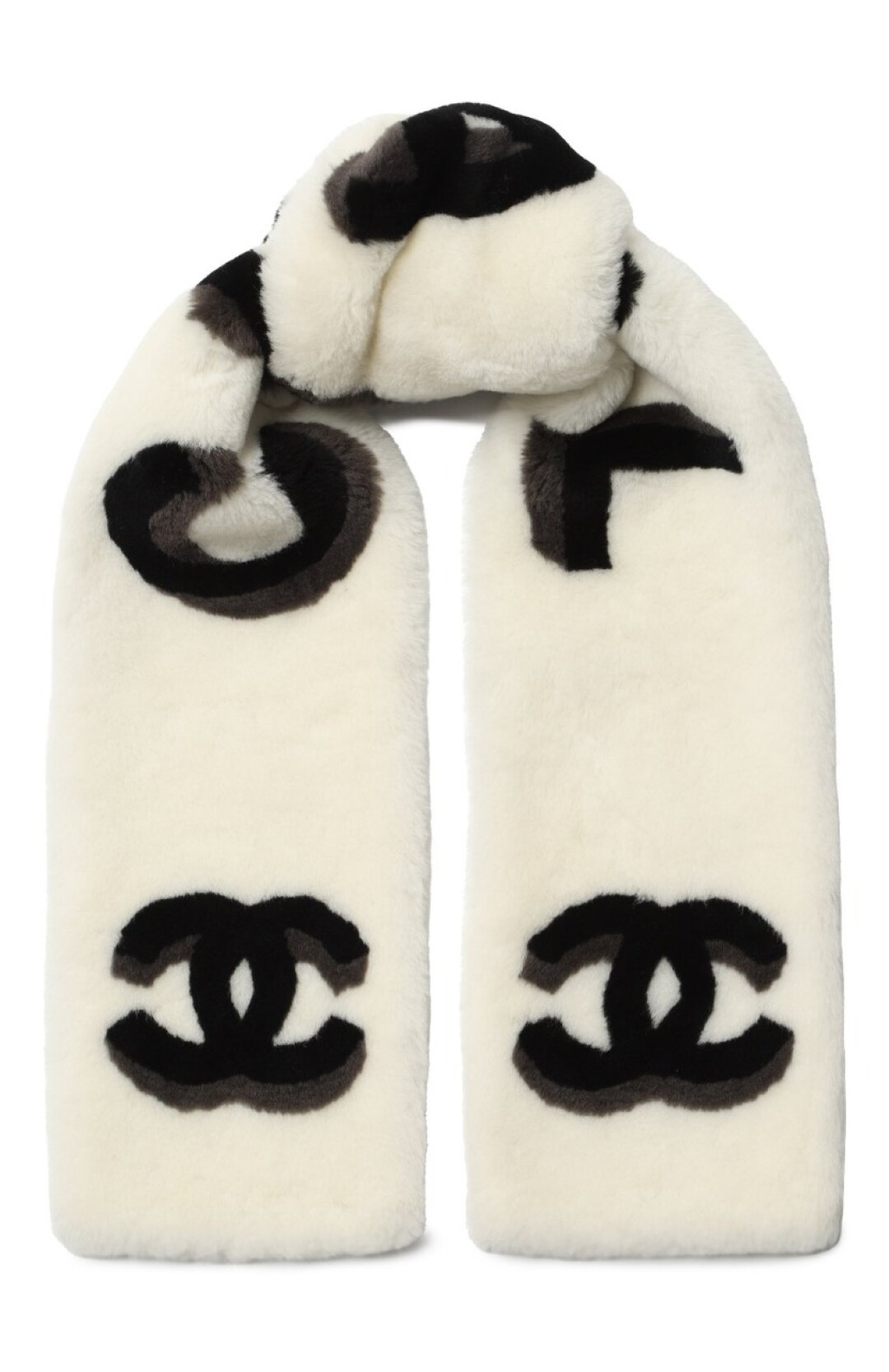 Шарф Chanel, TSUM Collect, 192 000 руб.