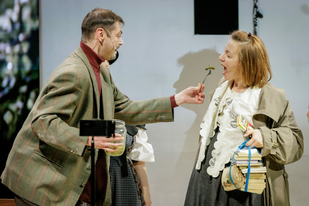 Эпизод спектакля «Мадам Бовари»