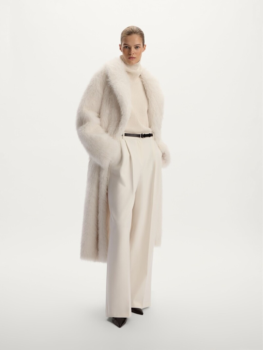 Эко-шуба 12Storeez, 35 000 руб.