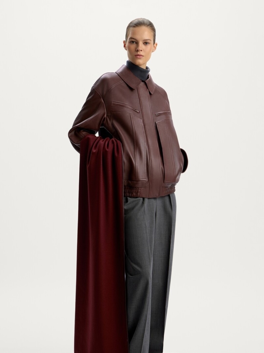 Бомбер 12Storeez, 165 000 руб.