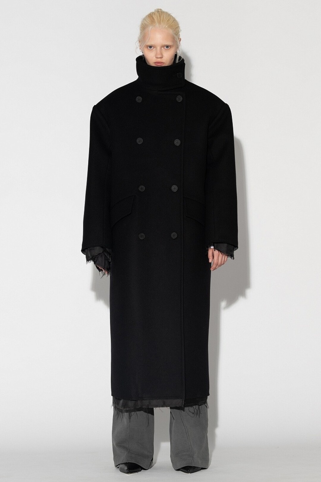 Пальто Red September, 55 000 руб.